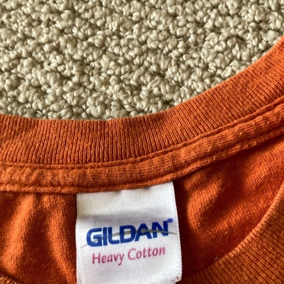 Gildan University of Texas Longhorns Burnt Orange T-Shirt Bevo Forever Small EUC - Picture 6 of 6